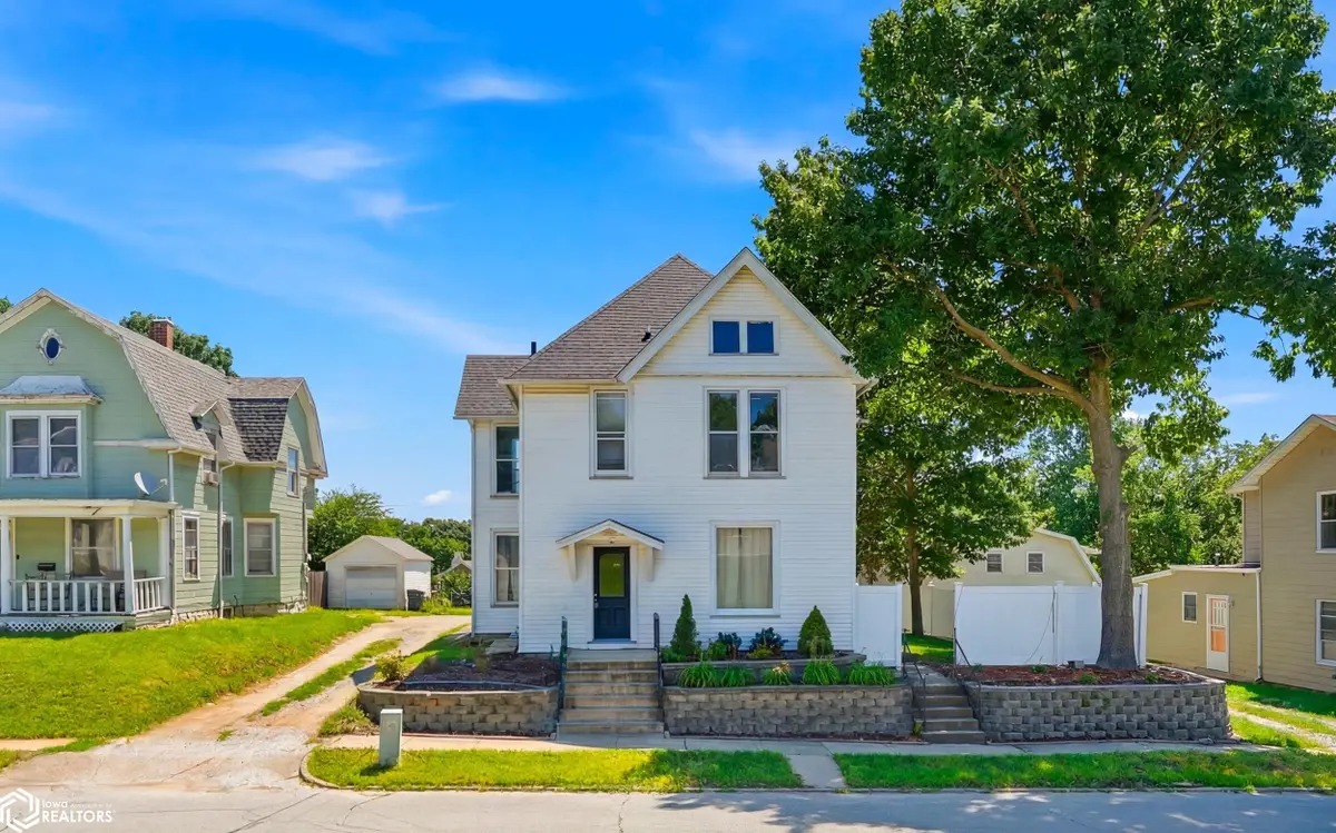 412 S Marshall Street, Burlington, IA 52601 - #1