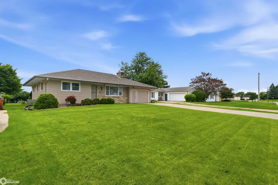 11 Palmer Street, Marshalltown, IA 50158 - #2
