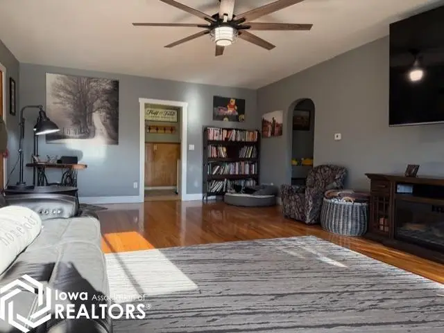 1006 S 18th Street, Centerville, IA 52544 - #3