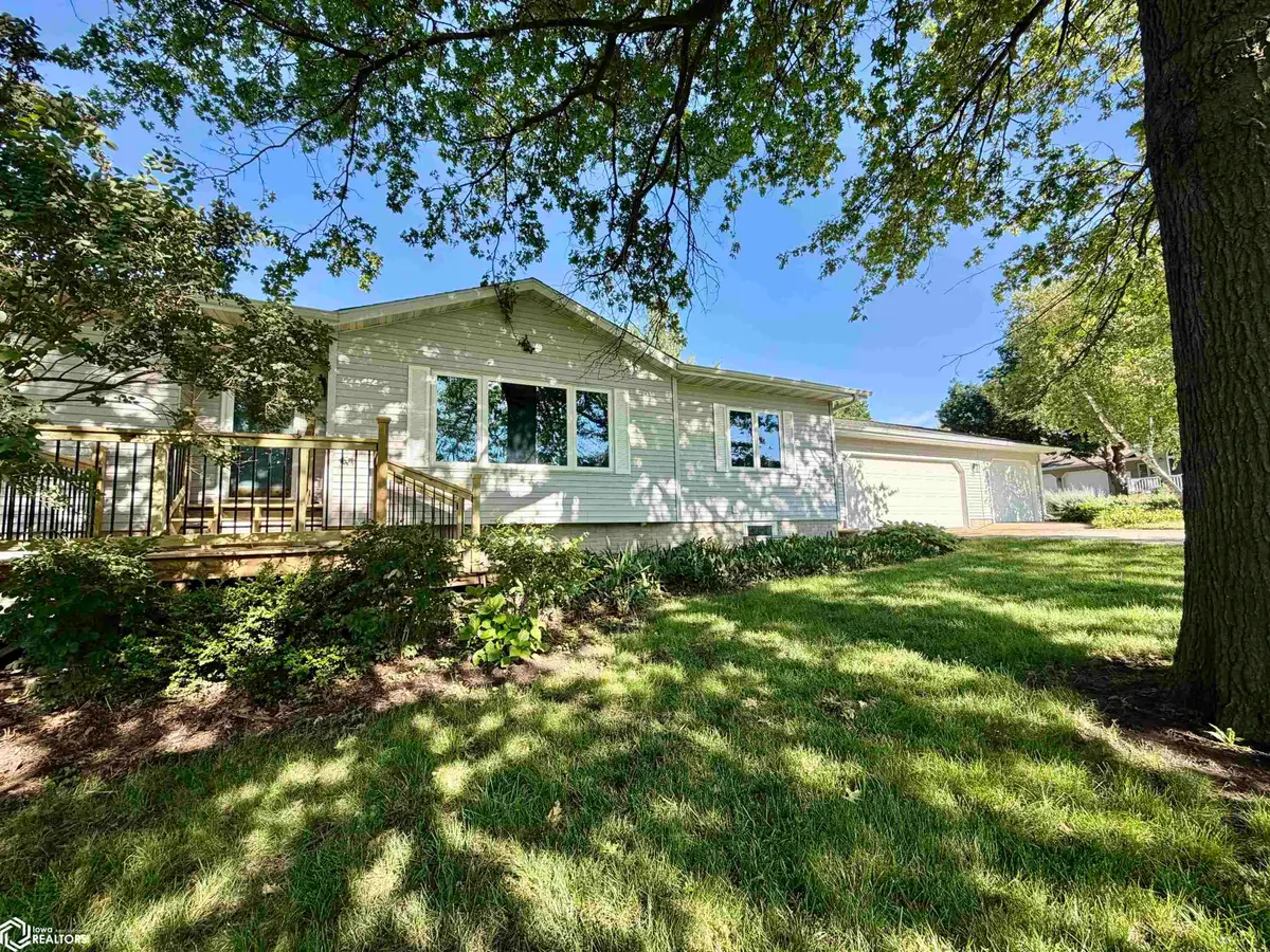 2021 Edmundson, Oskaloosa, IA 52577 - #1
