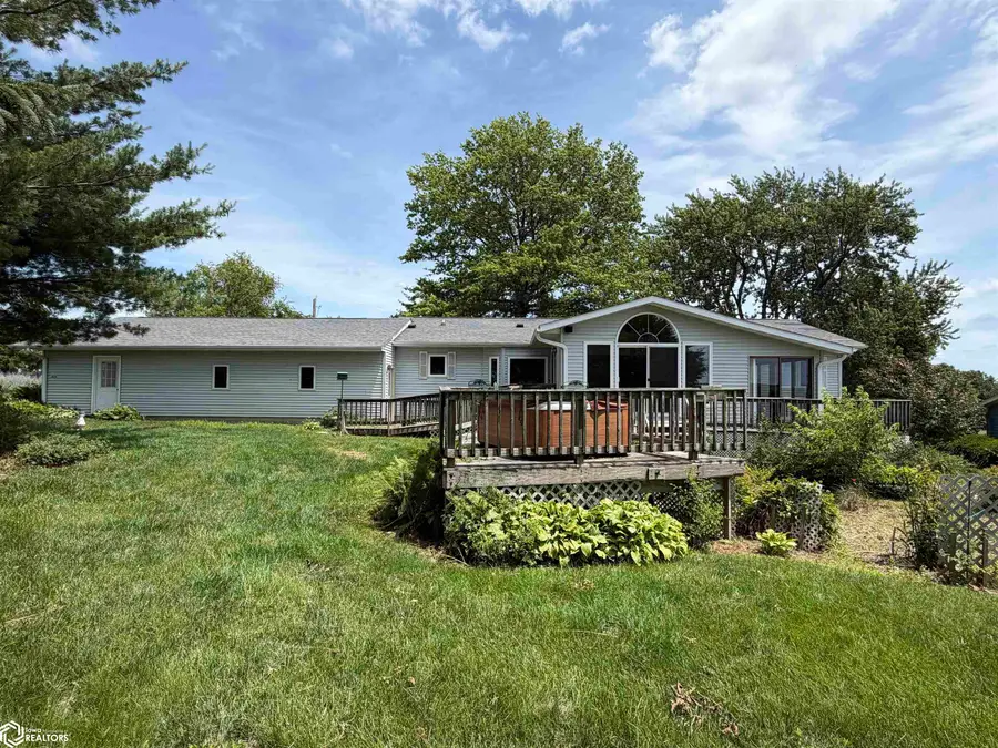 2021 Edmundson, Oskaloosa, IA 52577 - #3
