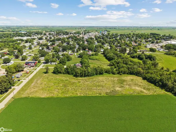 807 S 3rd Street, Montezuma, IA 50171