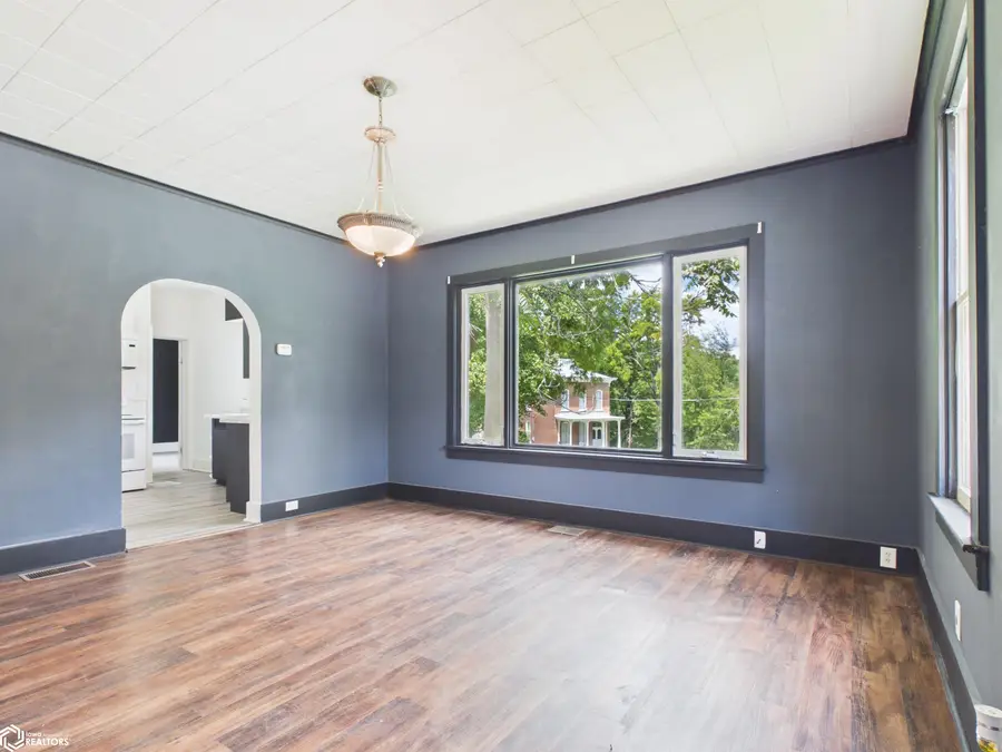 1209 Mercer Street, Burlington, IA 52601 - #3