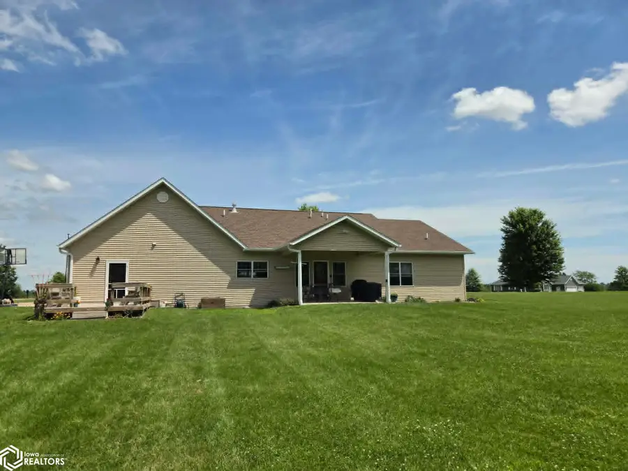 5 Hickory Hollow Road, Bloomfield, IA 52537 - #2