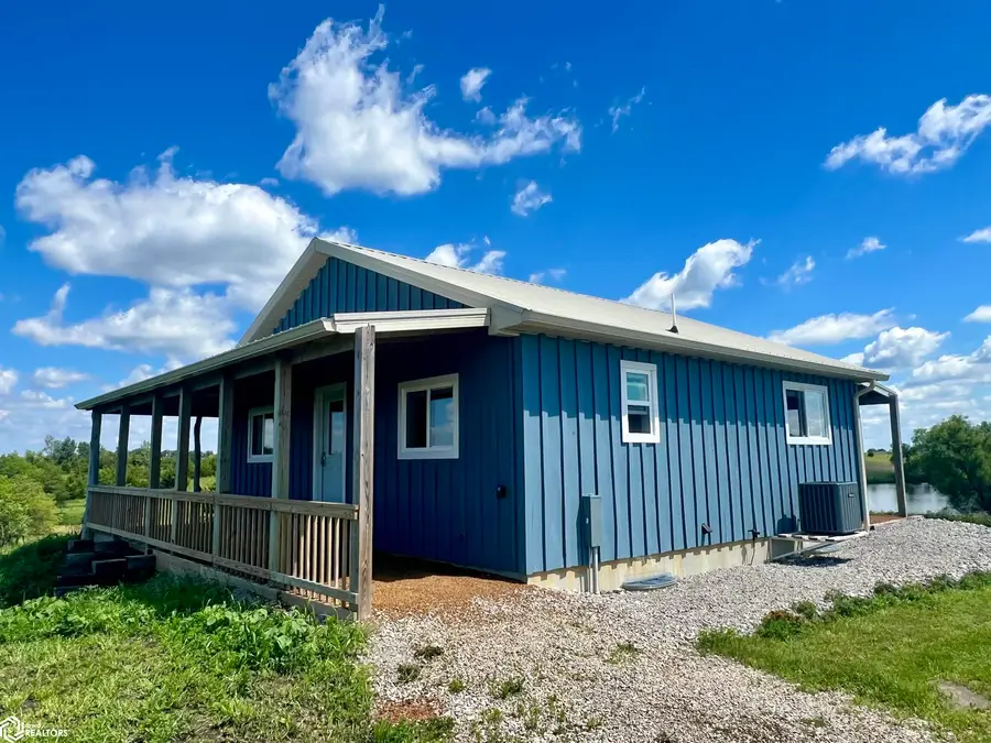 1569 Jasmine Avenue, Fairfield, IA 52556 - #3