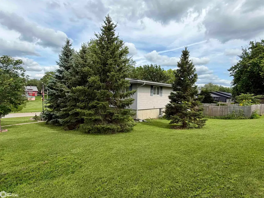 1102 Ashland Avenue, Chariton, IA 50049 - #3
