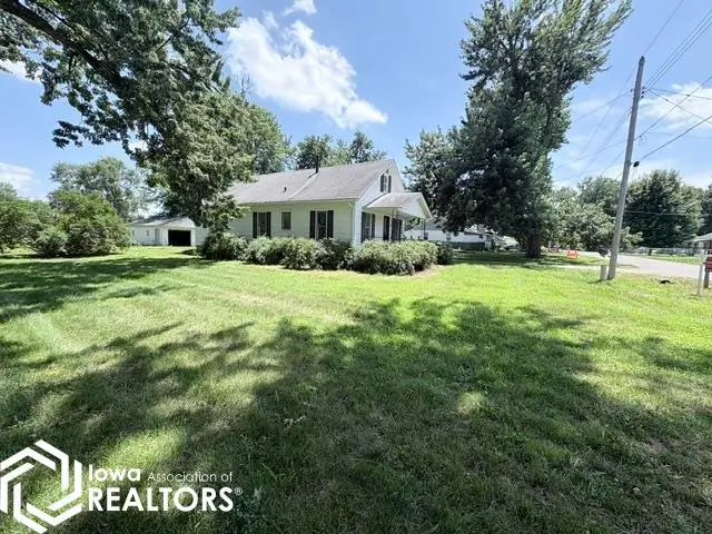 824 S Adella, Ottumwa, IA 52501 - #3