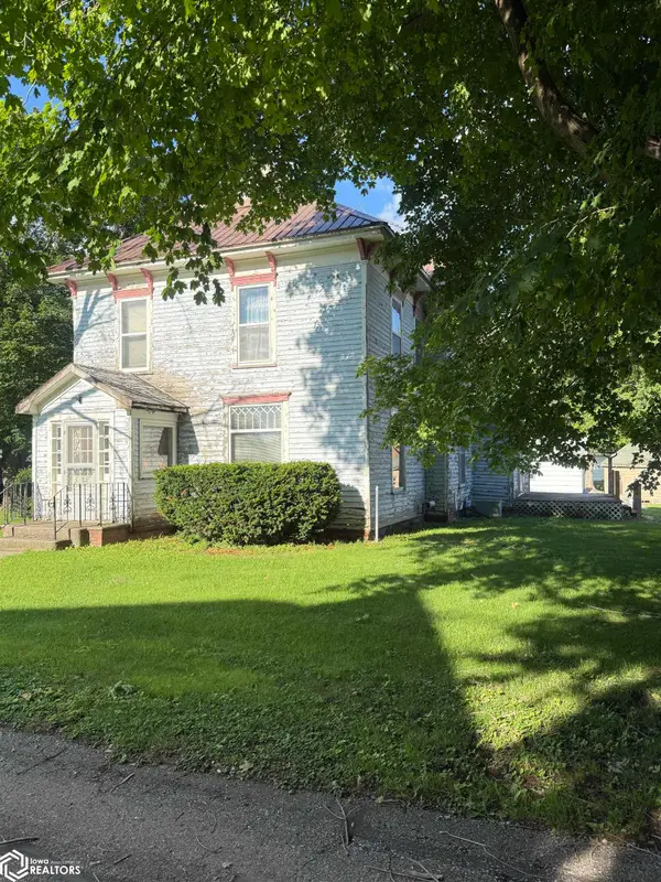 103 W 3rd Street, Packwood, IA 52580