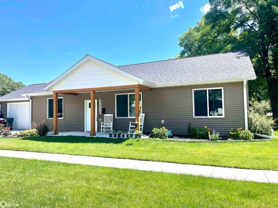 502 N H Street, Oskaloosa, IA 52577 - #2