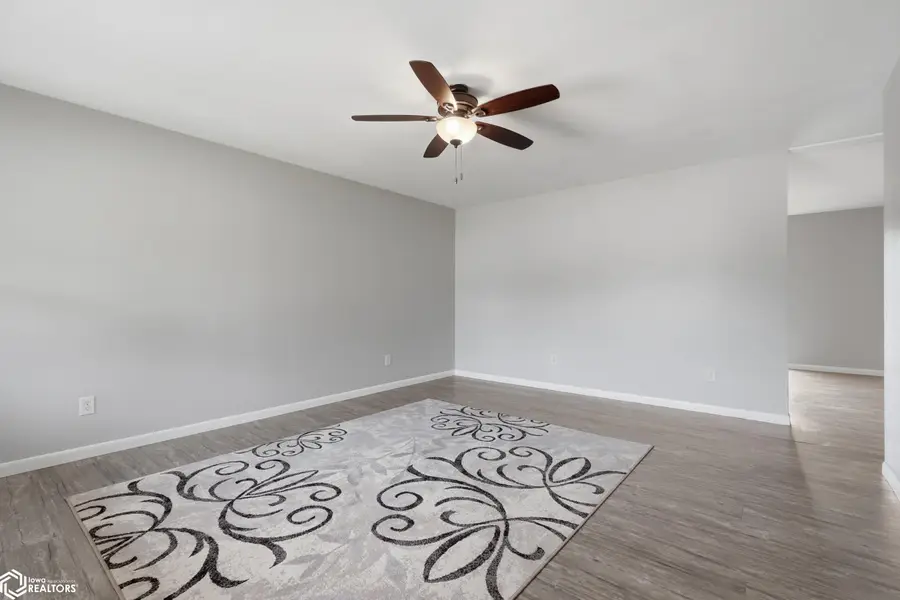 702 Broadway Street, West Burlington, IA 52655 - #2