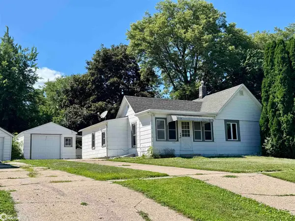 1115 N Clark Street, Carroll, IA 51401