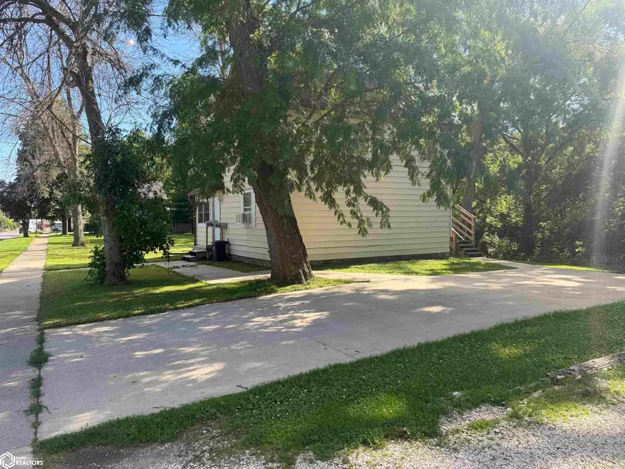 717 Depot Street, Iowa Falls, IA 50126 - #3