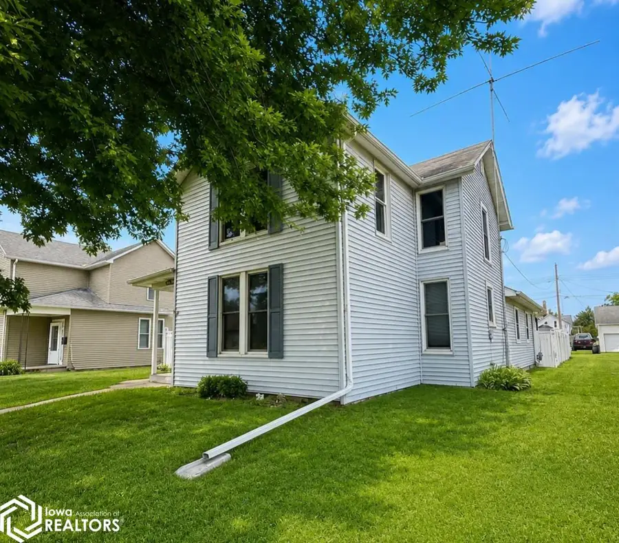 1716 Avenue I, Fort Madison, IA 52627 - #2
