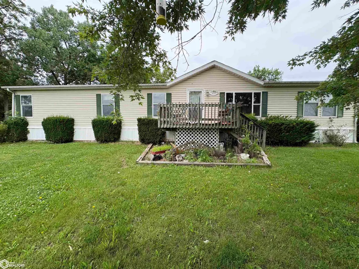 221 Van Dyke Street, Mystic, IA 52574 - #1