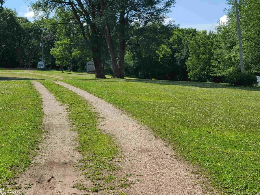 1288 River Road, Floyd, IA 50435 - #3