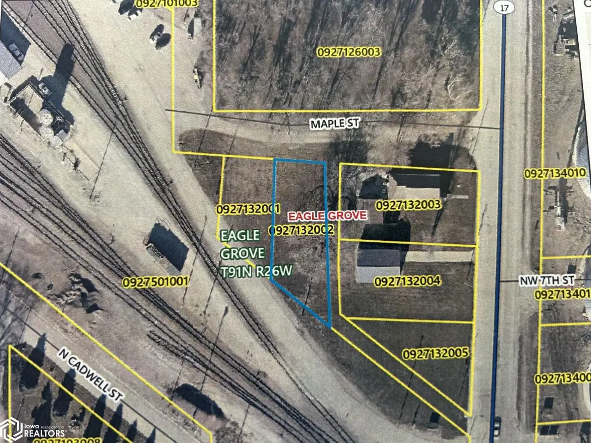 Maple, Eagle Grove, IA 50533 - #1
