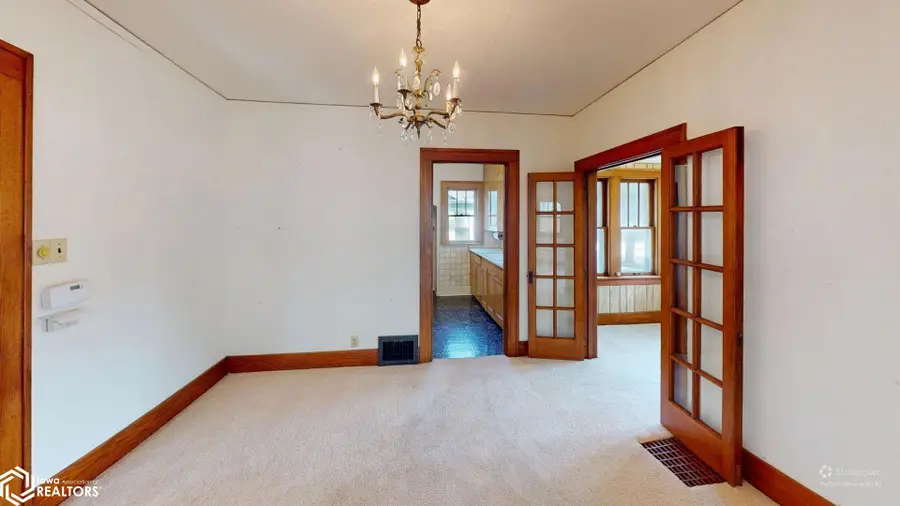 1135 1st Street Sw, Mason City, IA 50401 - #3