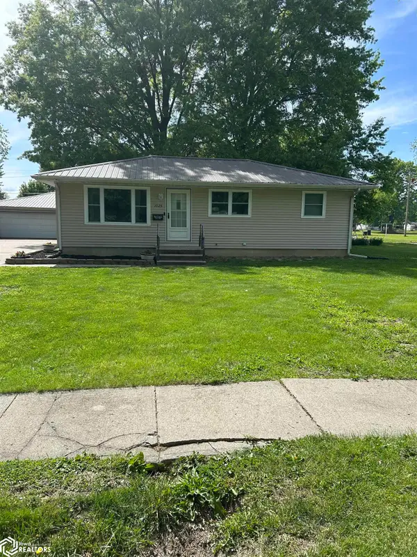 1025 S James Street, Ottumwa, IA 52501