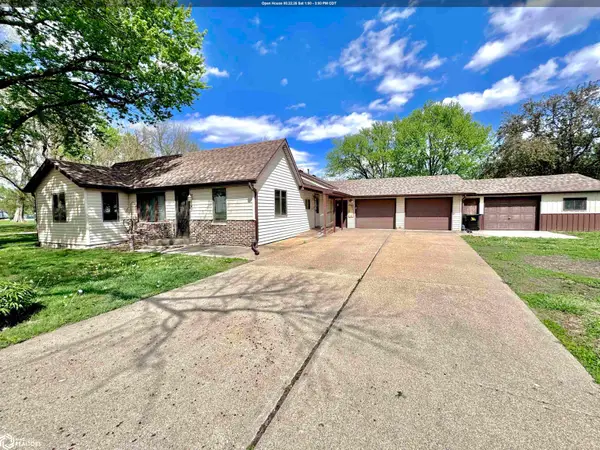 1313 4th Street, Onawa, IA 51040