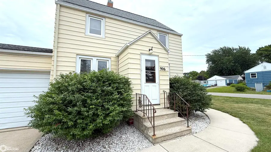 906 N 13th Street, Clear Lake, IA 50428 - #3