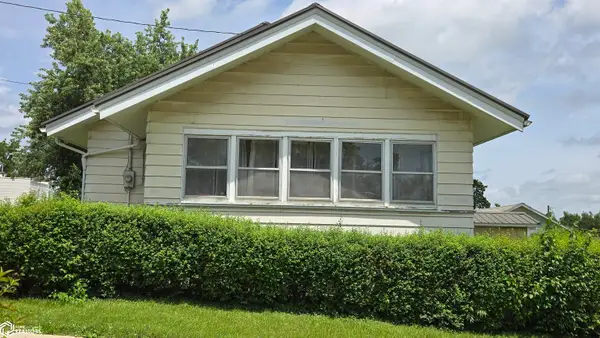 500 E 1st Street, Leon, IA 50144