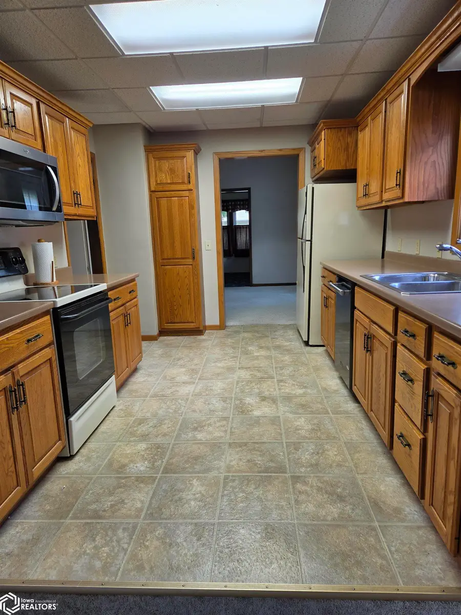 505 S Wooster Street, Algona, IA 50511 - #3
