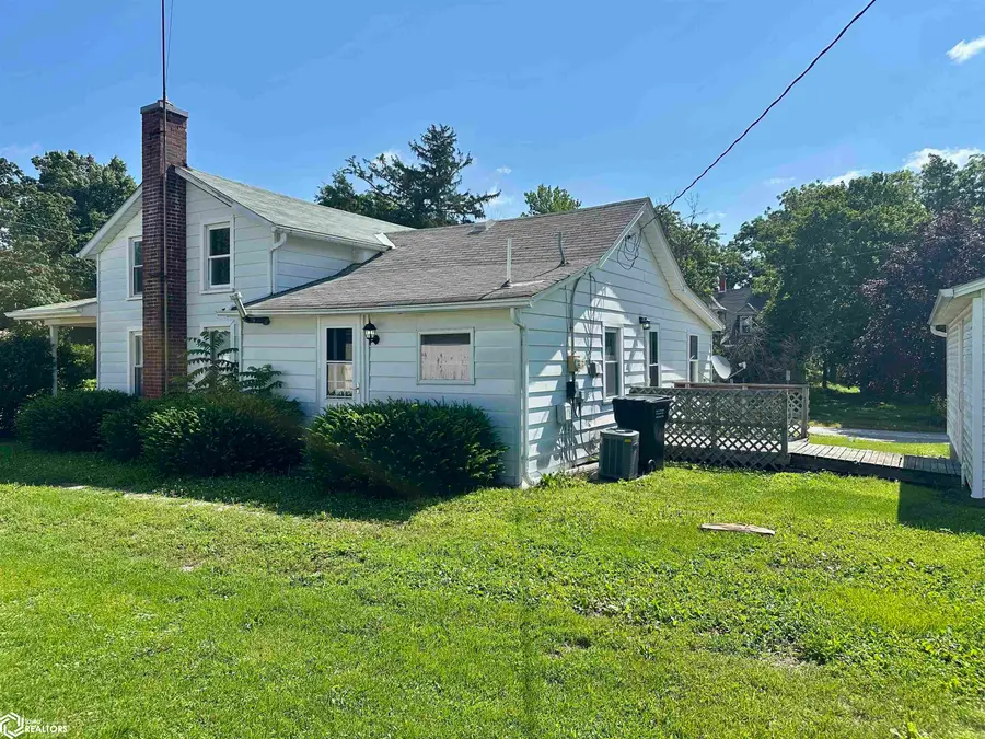 230 E Cedar Street, Kirkwood, IL 61447 - #2