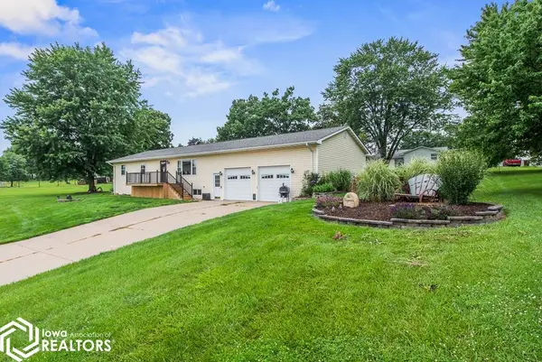 409 Crestview Circle, Bloomfield, IA 52537