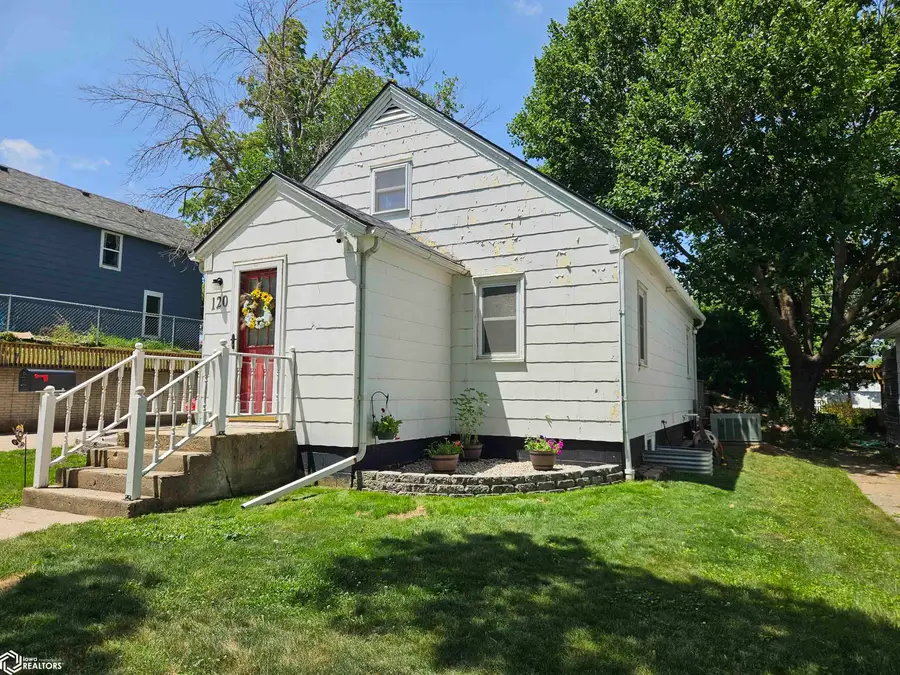 120 S Carroll Street, Carroll, IA 51401 - #3