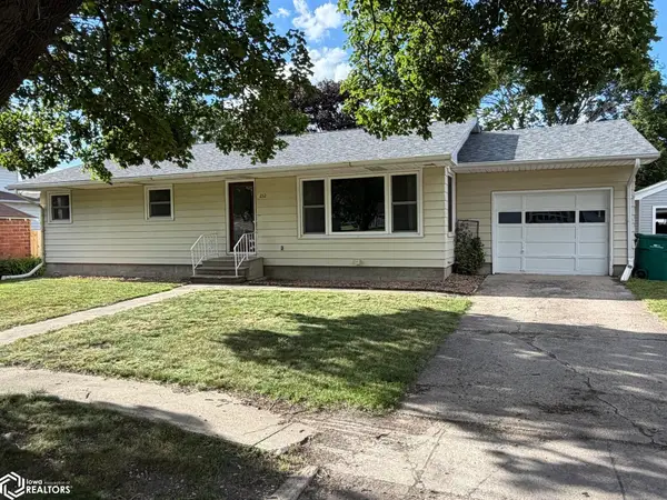 212 E 4th Street, Kanawha, IA 50447