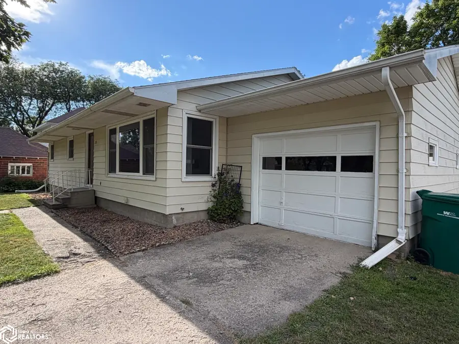 212 E 4th Street, Kanawha, IA 50447 - #2