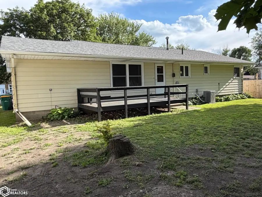 212 E 4th Street, Kanawha, IA 50447 - #3