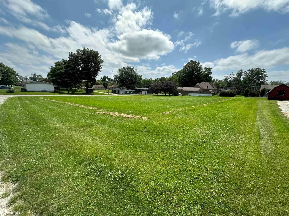 809 C Avenue E, Albia, IA 52531 - #1