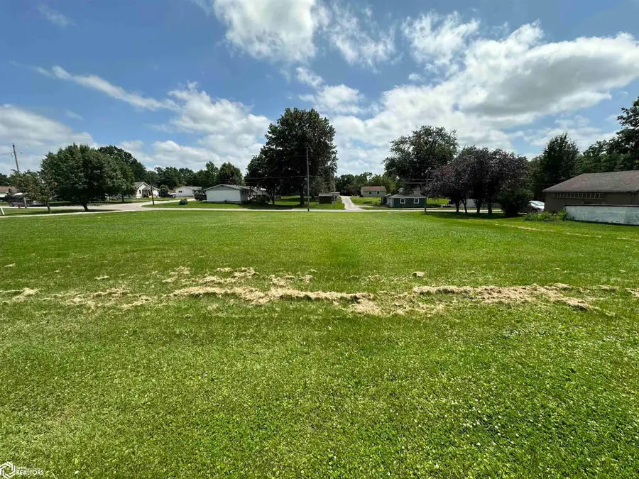 809 C Avenue E, Albia, IA 52531 - #2