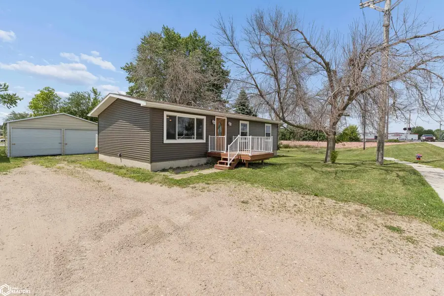 90 Seymour Avenue, Garner, IA 50438 - #2