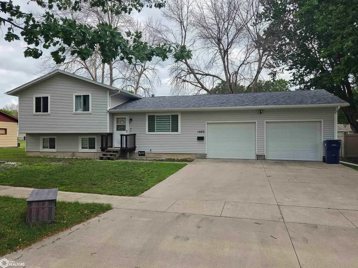 1620 E Elm Street, Algona, IA 50511 - #1