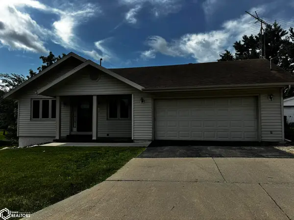 208 E May Street, Osceola, IA 50213