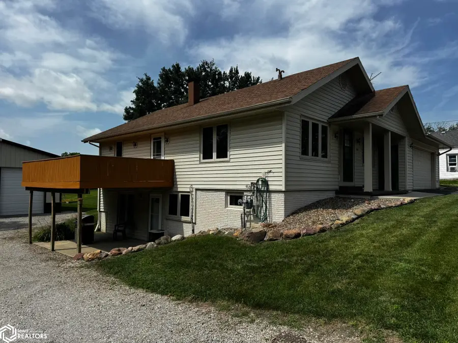 208 E May Street, Osceola, IA 50213 - #3