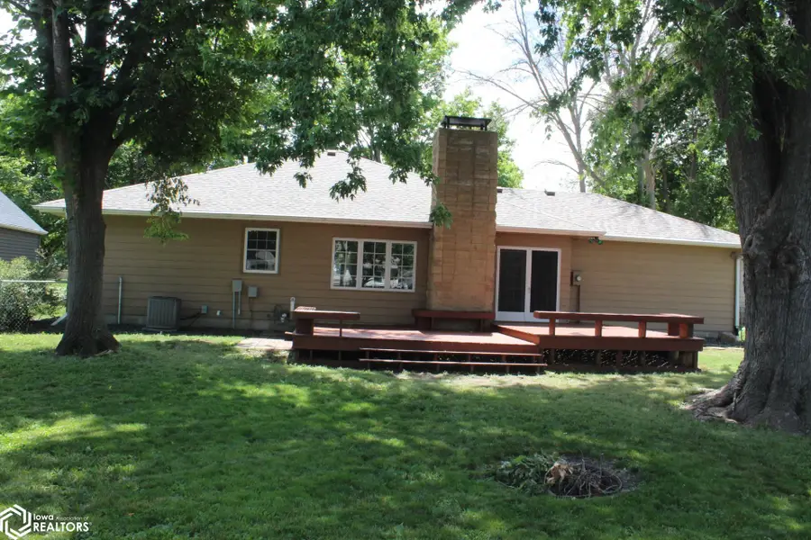 760 W 7th Street, Garner, IA 50438 - #3