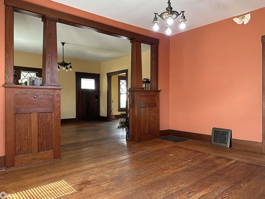 618 Fremont Street, Marshalltown, IA 50158 - #3