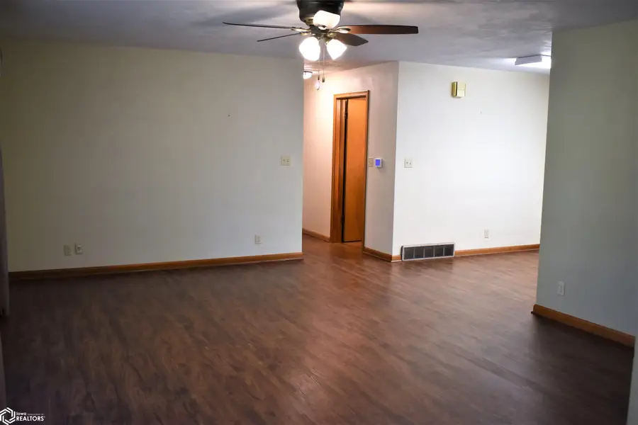 605 Dale Drive, Iowa Falls, IA 50126 - #3