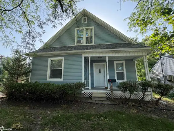 1330 N Market Street, Oskaloosa, IA 52577