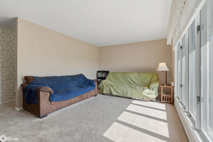 206 East Street, Donnellson, IA 52625 - #2