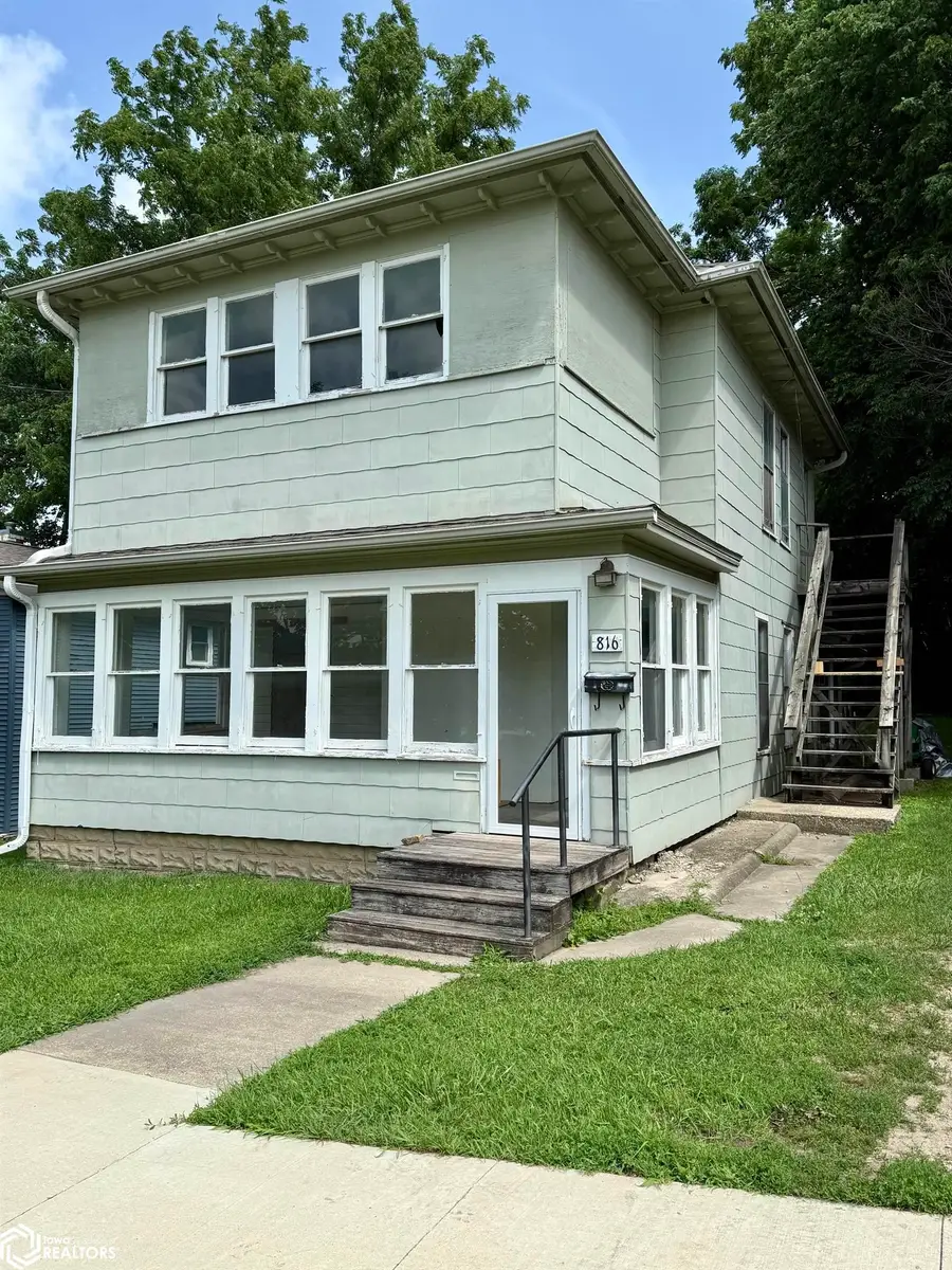 816 Rocksylvania Avenue, Iowa Falls, IA 50126 - #2