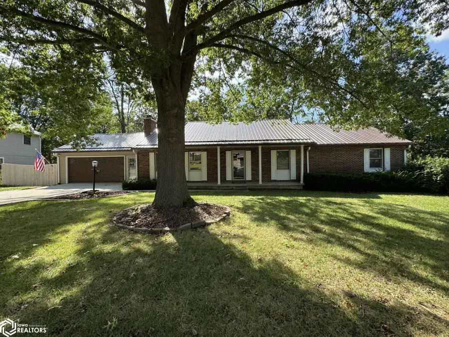 2028 Golfview Circle, Centerville, IA 52544 - #3