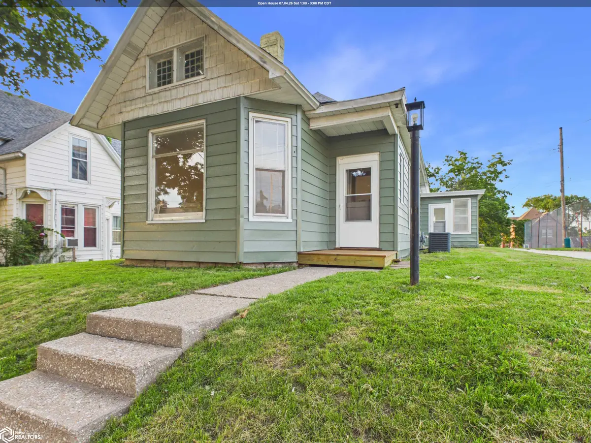 1408 Valley Street, Burlington, IA 52601 - #1