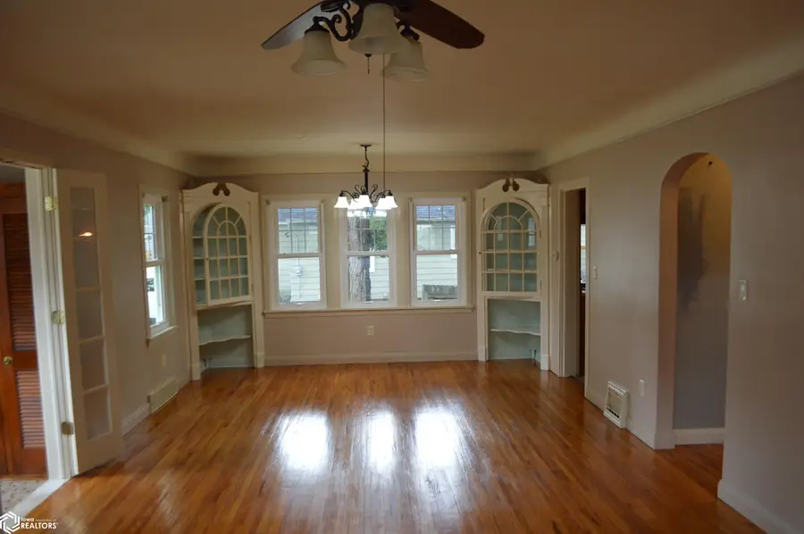 715 N 12th Street, Clear Lake, IA 50428 - #3