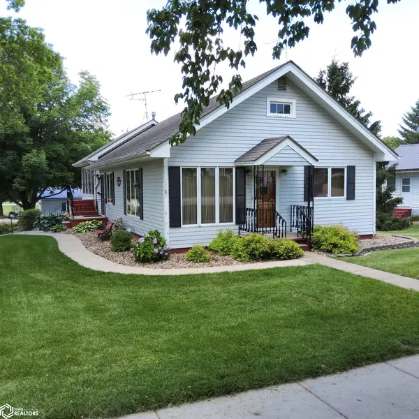 702 N Walnut Street, Avoca, IA 51521