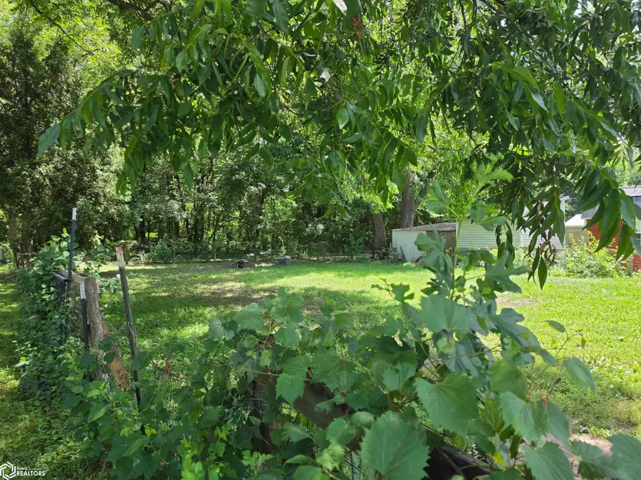1100 N H Street, Oskaloosa, IA 52577-1634 - #3
