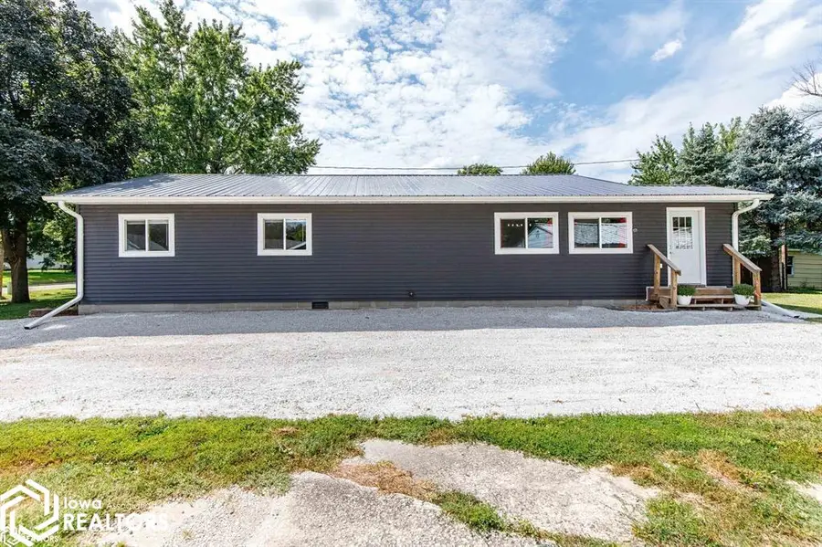 204 E Mckinley Street, Jefferson, IA 50129 - #3